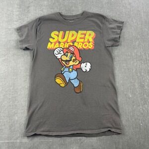 Super Mario Men Small Charcoal Gray Graphic‎ T-Shirt Nintendo 2021 Retro Style